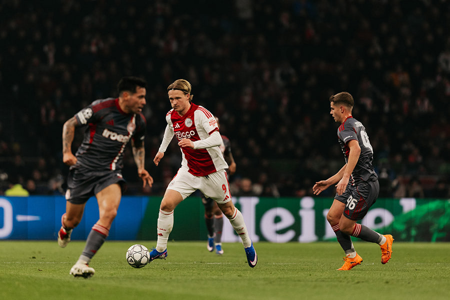 AFC Ajax vs Olympiakos (03:00 – 29/01) | Xem lại trận đấu
