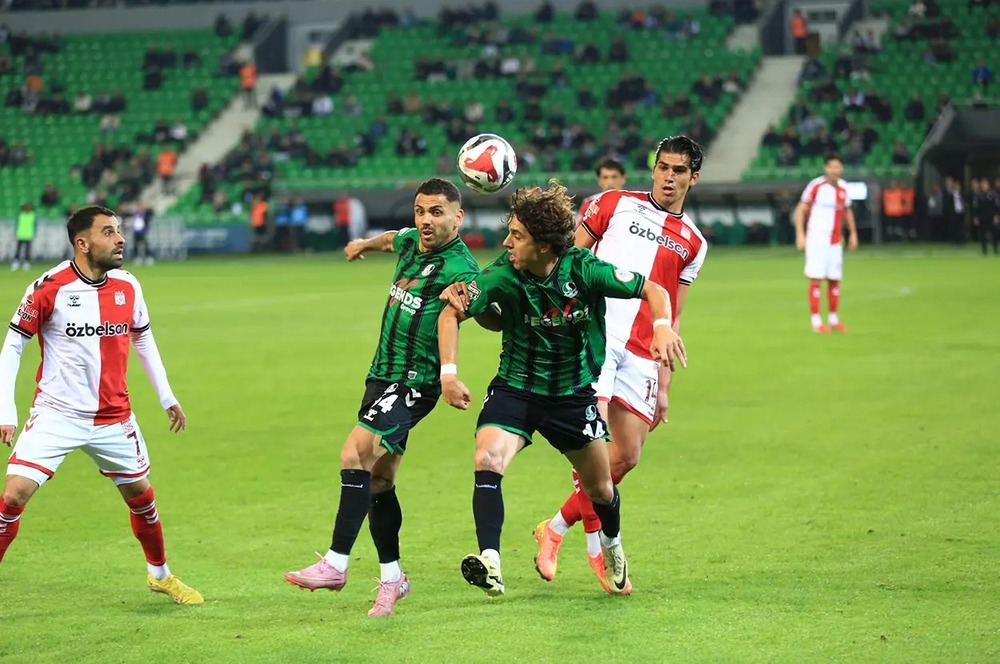 Nhận định soi kèo Sivasspor vs Sakaryaspor lúc 17h30 ngày 23/2/2026 nhan-dinh-soi-keo-sivasspor-vs-sakaryaspor-luc-17h30-ngay-23-2-2026-1